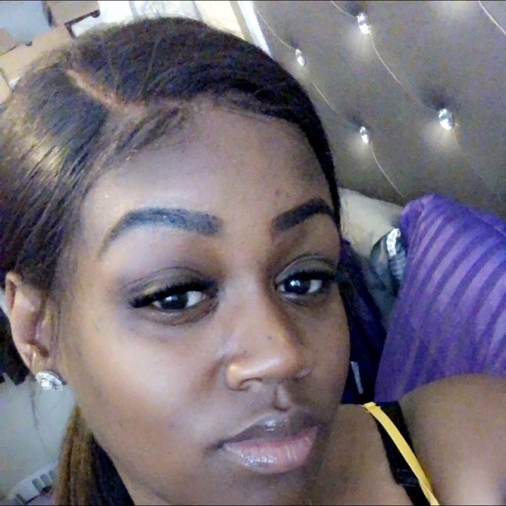 Meet your Posher, Jasmine